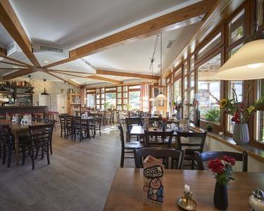 Camping Restaurant Herr Fröhlich (Copyright: Camping Kirchzarten)